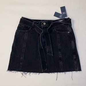 ABERCROMBIE & FITCH black jean natural rise skirt